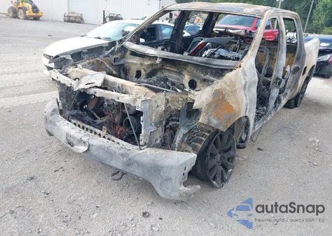 2021 Chevrolet Silverado 1500 4Wd Short Bed Rst z USA, uszkodzony, nr VIN 3GCUYEED2MG203878